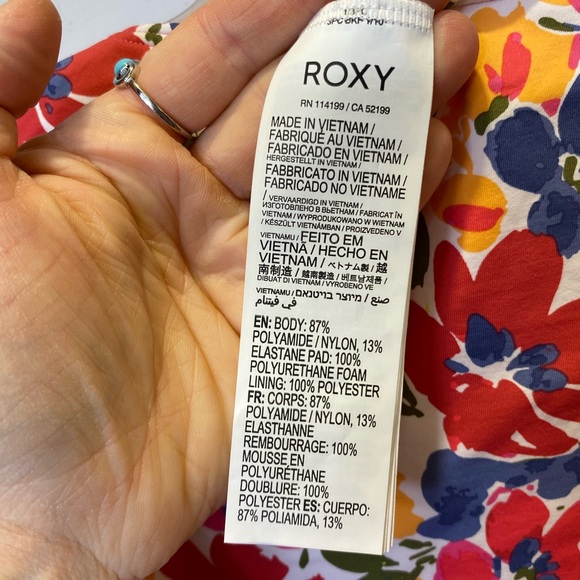 NWT Roxy Bloomin Babe Onesie Floral Swimsuit - Picture 4 of 8
